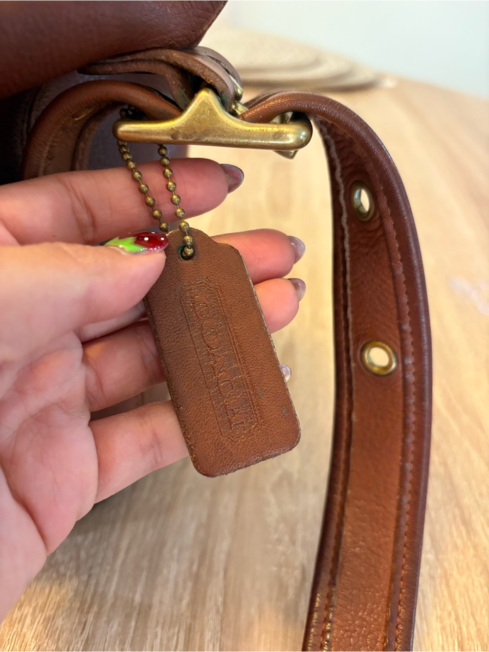 Coach Lula's Legacy Bucket Bag Leather - Picture 3 of 13